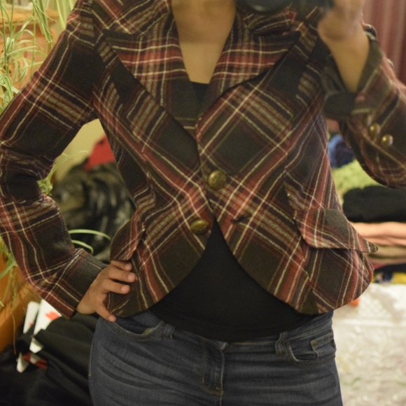 Cropped Blazer - Picture 2 of 4